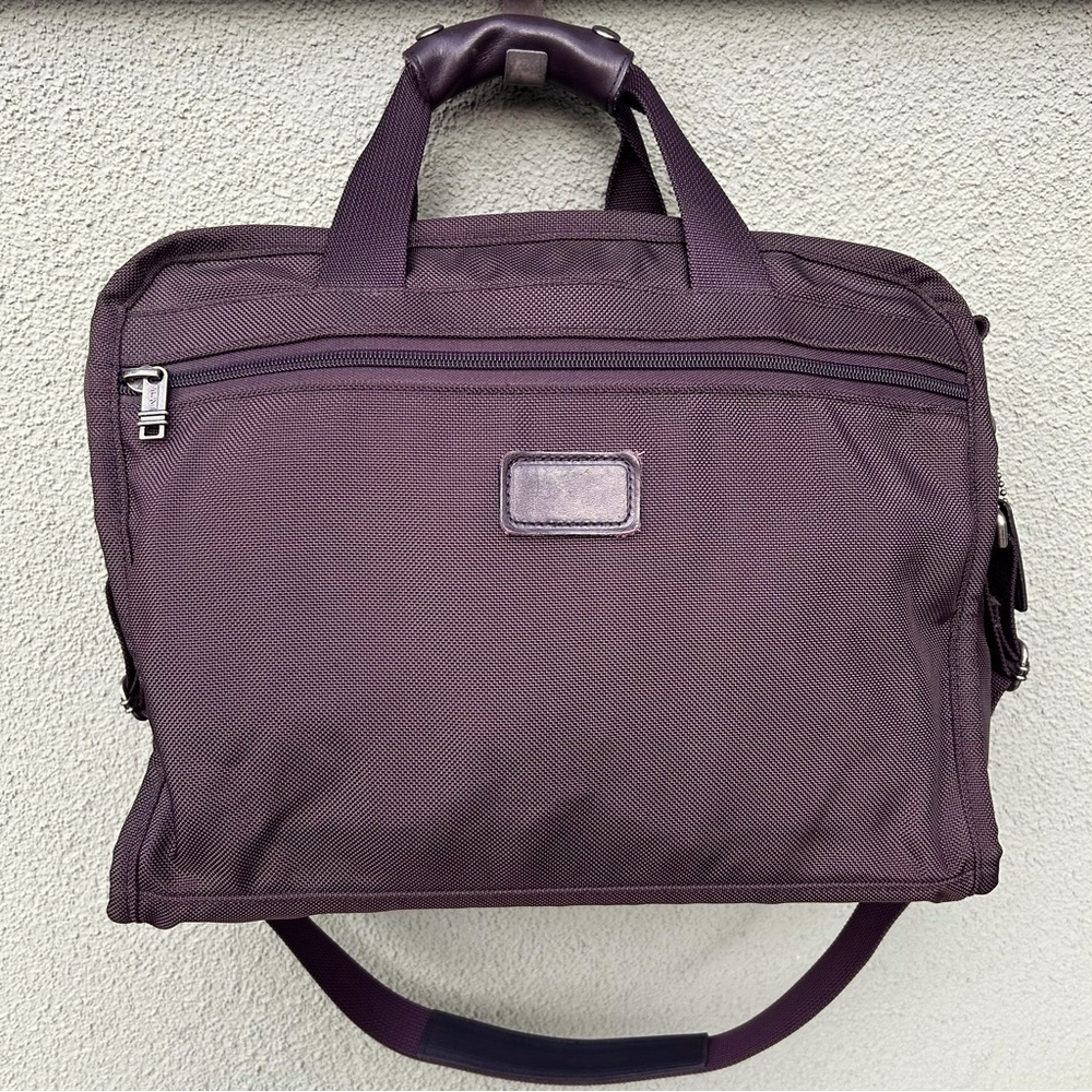 TUMI Canvas and Leather Duffle Travel Gym Bag in Chocolate Brown 
Made in USA